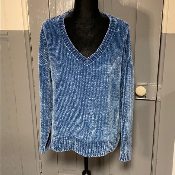 GAP Sweaters - Gap Blue Chenille V-Neck Sweater